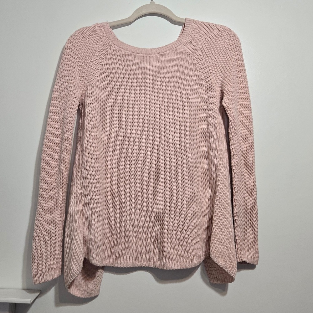 LOFT Petite Pink Knit Sweater with Floral Back Detail XS‎